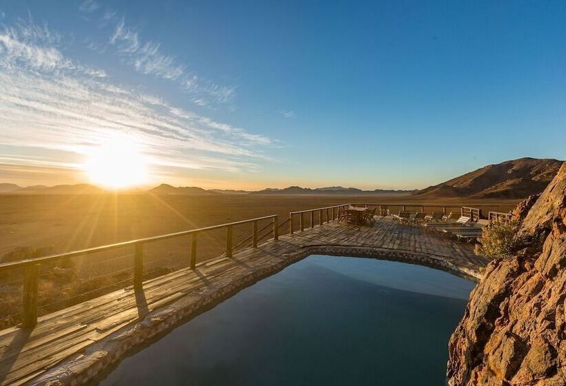 هتل The Elegant Desert Camp