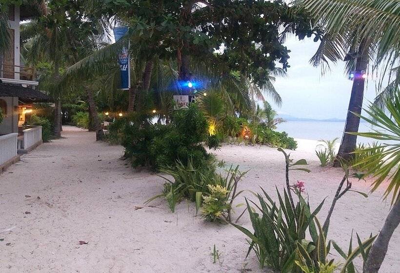 ホテル The Sharks Tail Dive Resort