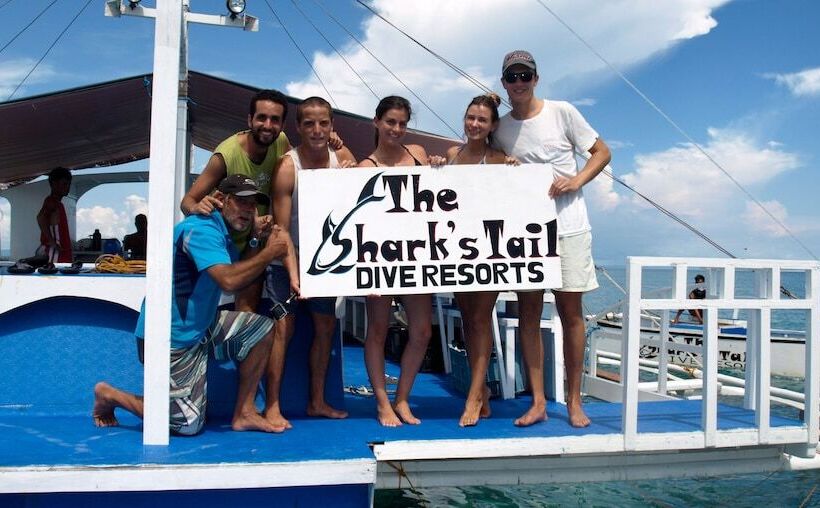 ホテル The Sharks Tail Dive Resort