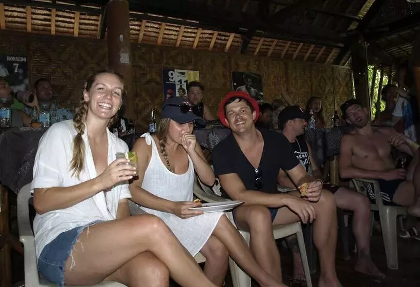 Hotelli The Sharks Tail Dive Resort