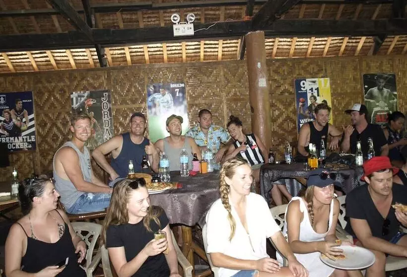 Hotelli The Sharks Tail Dive Resort