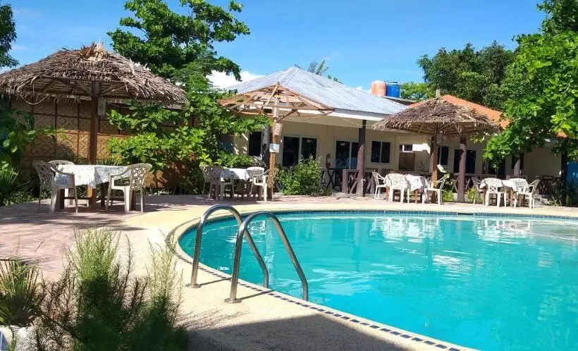 Hotelli The Sharks Tail Dive Resort