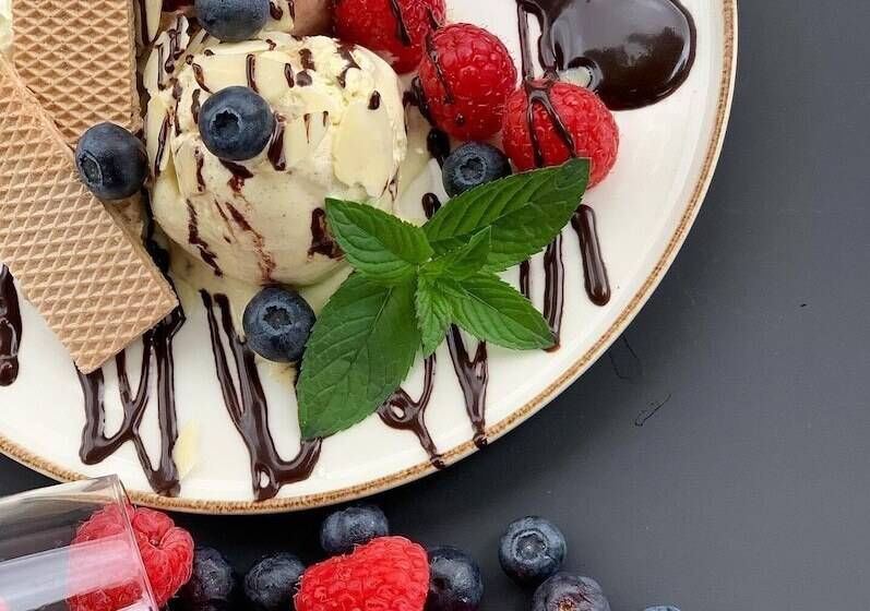 Otel Zur Kaiserpfalz