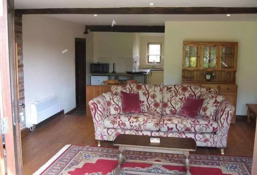 Oak Cottage