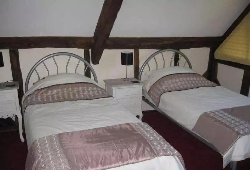 Oak Cottage
