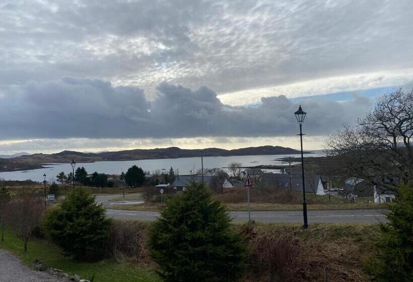 פנסיון Arisaig Holiday Apartment