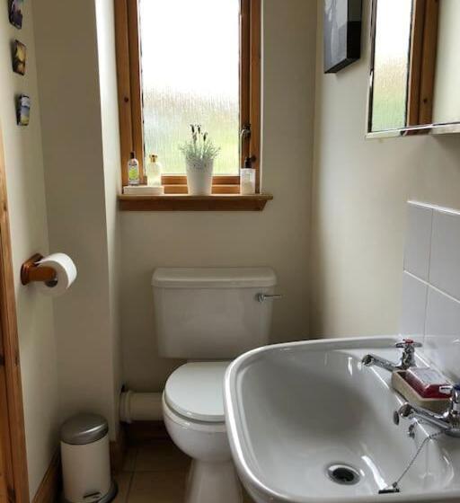 פנסיון Arisaig Holiday Apartment