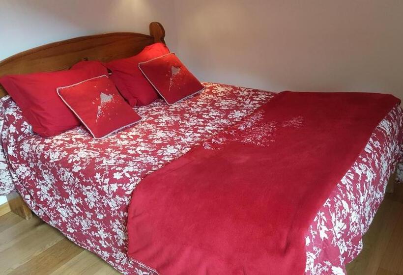 پانسیون Auberge Du Clot