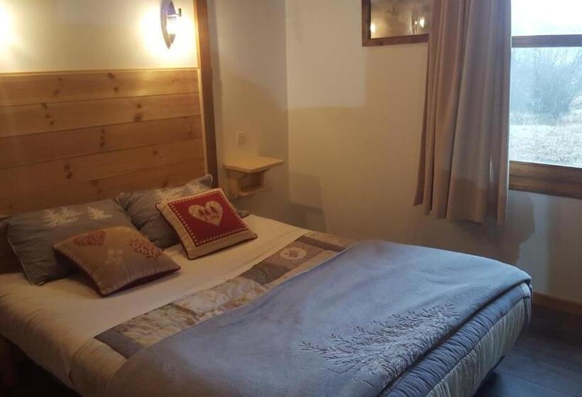 پانسیون Auberge Du Clot