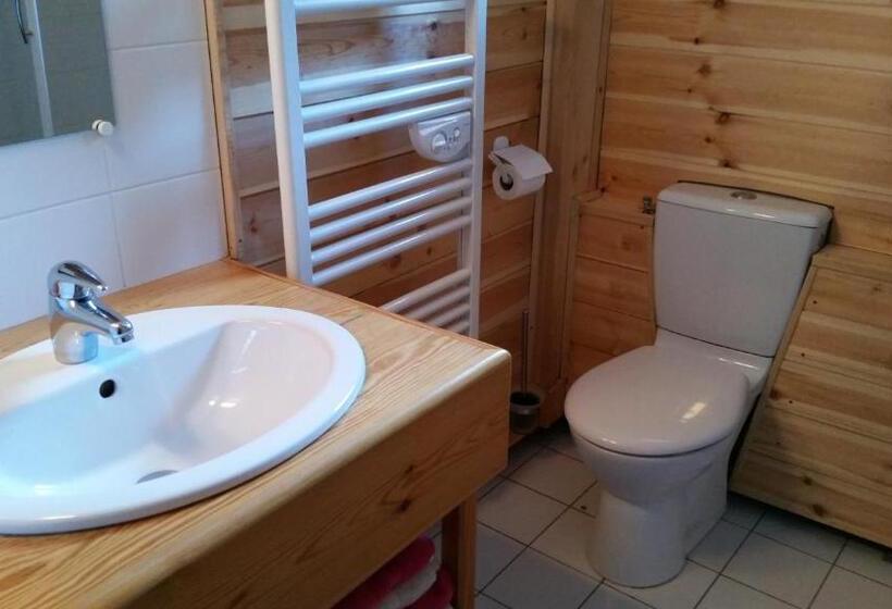 پانسیون Auberge Du Clot