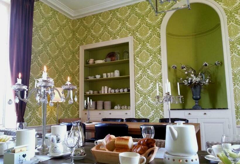 Пансион Château La Mothaye   Self Catering Apartments With Pool In The Loire Valley