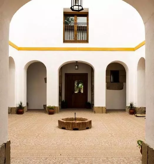 Majatalo El Trujal De Las Bardenas