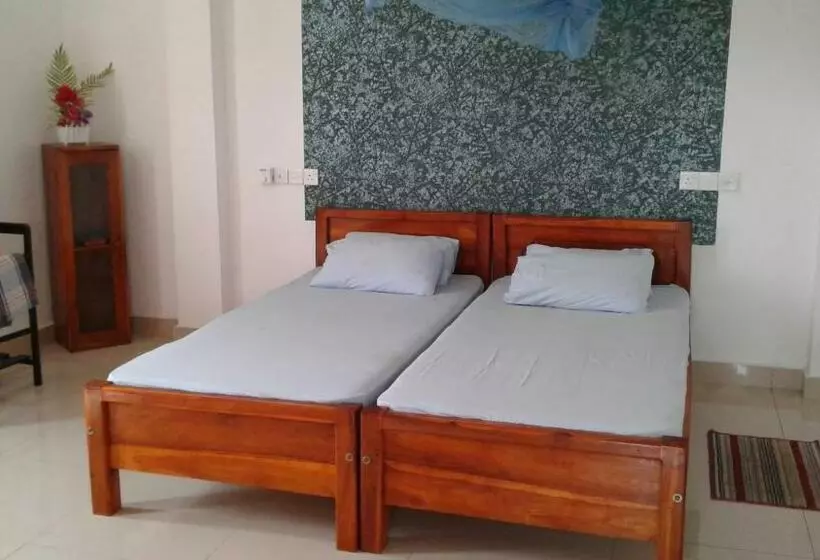 پانسیون Masha Beach Inn