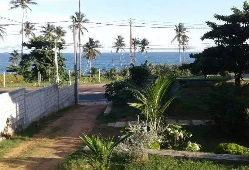 پانسیون Masha Beach Inn