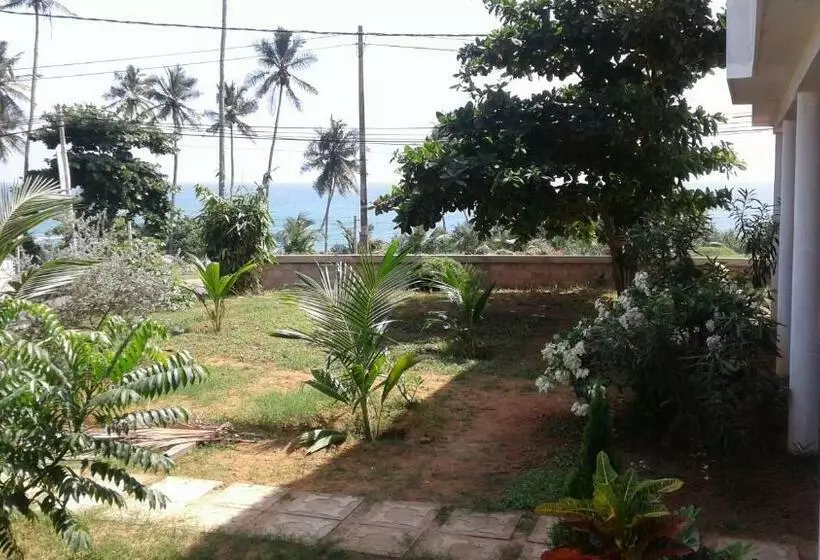 پانسیون Masha Beach Inn