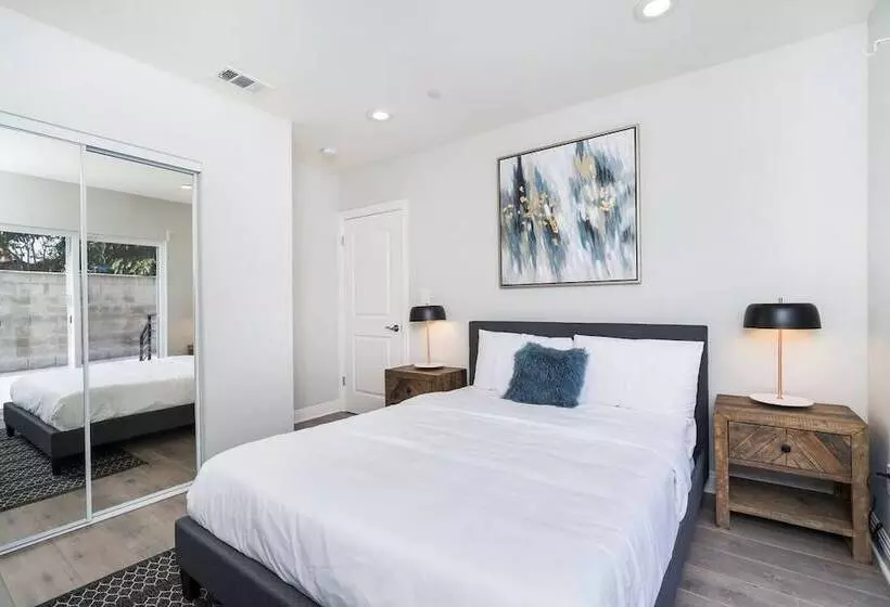 Brand New Luxury Modern 3bdr Townhome In Silver Lake