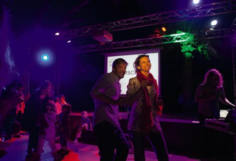 اقامتگاه Belambra Clubs Presqu île De Giens Riviera Beach Club