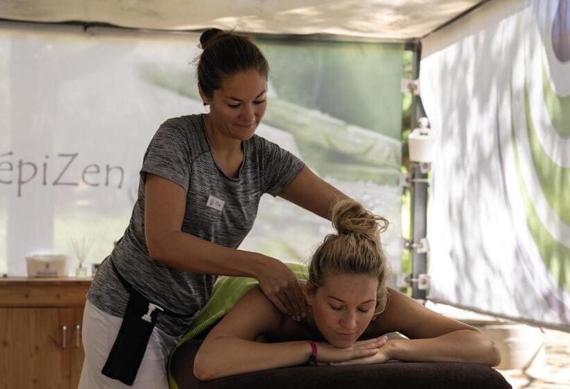 اقامتگاه Belambra Clubs Presqu île De Giens Riviera Beach Club