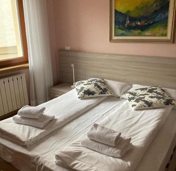 בית מלון כפרי Adriatico Rooms