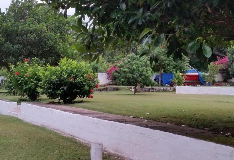 فندق Habitaciones Lucero 2