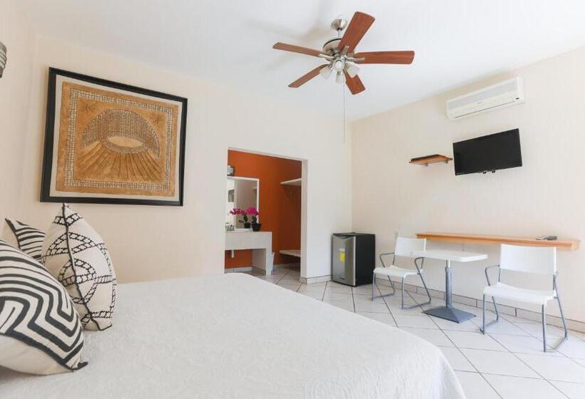 فندق Habitaciones Lucero 2