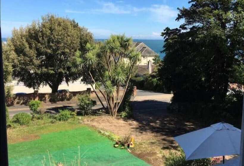 Hotel Melbourne Ardenlea