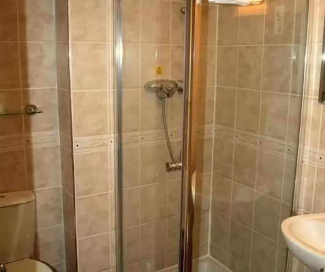 هتل Melbourne Ardenlea