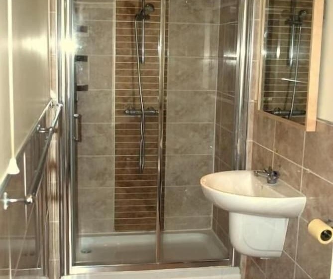 Hotel Melbourne Ardenlea