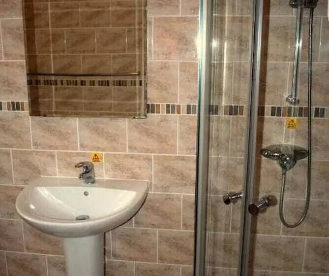 هتل Melbourne Ardenlea