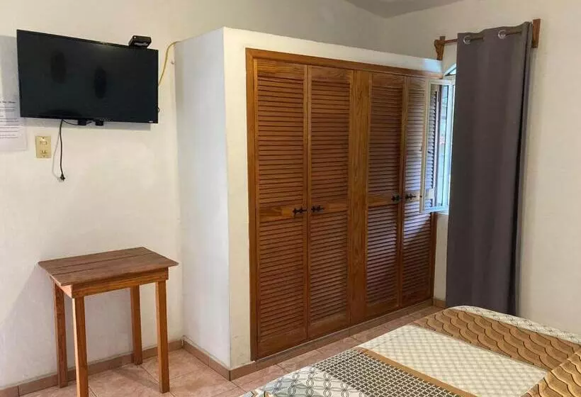 Majatalo Hostal Casa Blanca