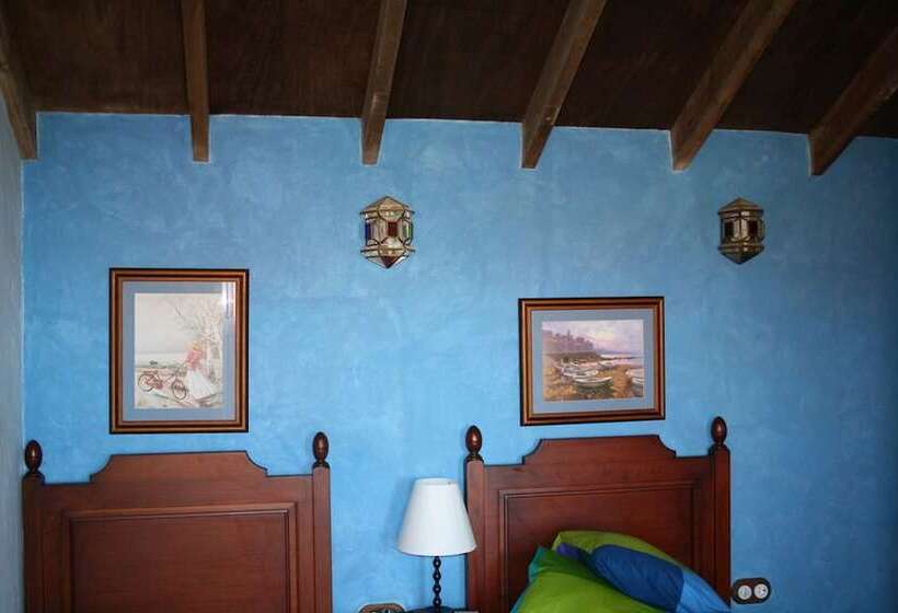 بنسيون Poblado Jirdana I