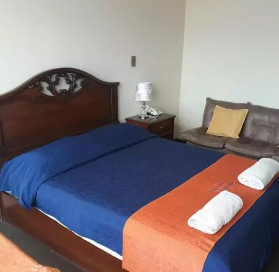 Hostal Tukos La Casa Real
