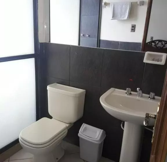 Hostal Tukos La Casa Real