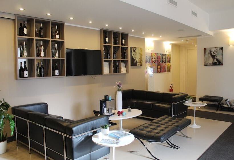 فندق Albergo Del Sole