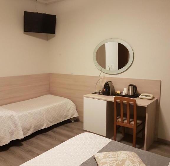 ホテル Albergo Paradiso