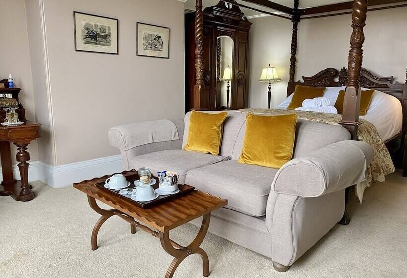 فندق Ashmount Country House