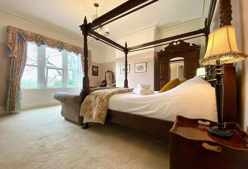 Hotel Ashmount Country House