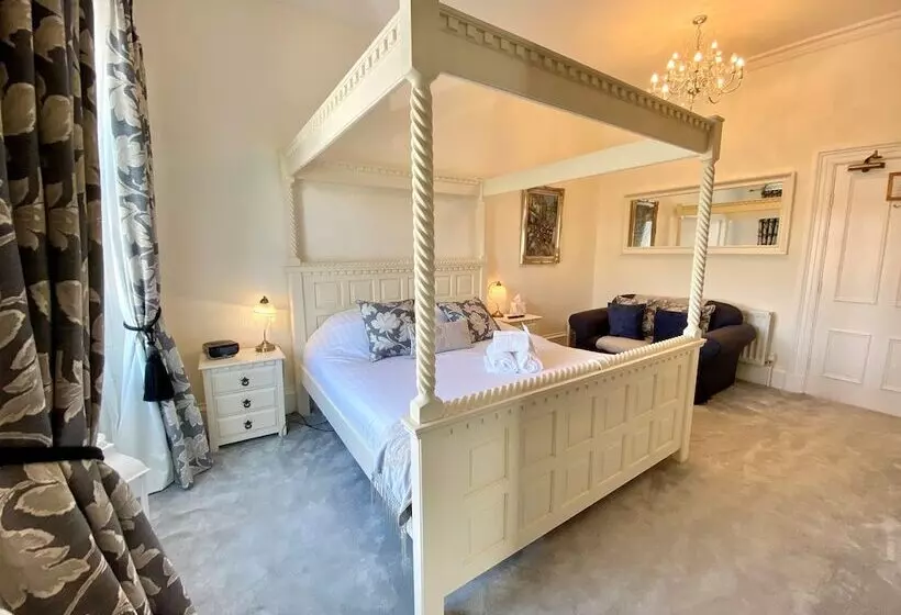 Hotel Ashmount Country House