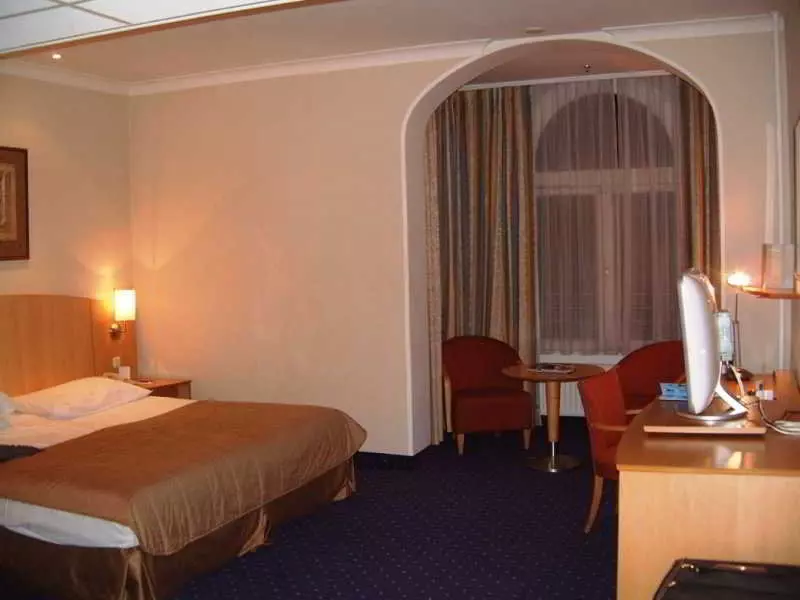 Hotel Baba Continental