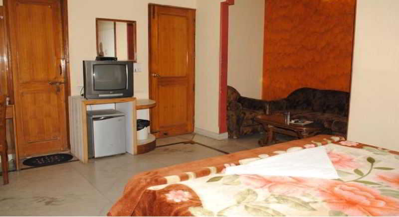 בית מלון כפרי Baba Continental