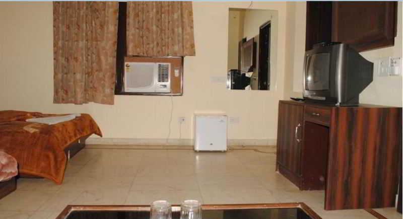 בית מלון כפרי Baba Continental