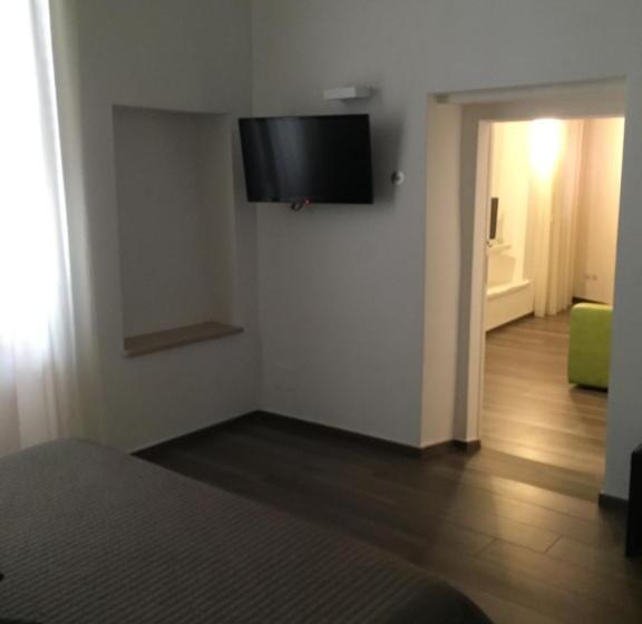 Отель B&b La Dimora