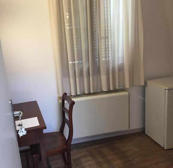 Отель B&b La Dimora