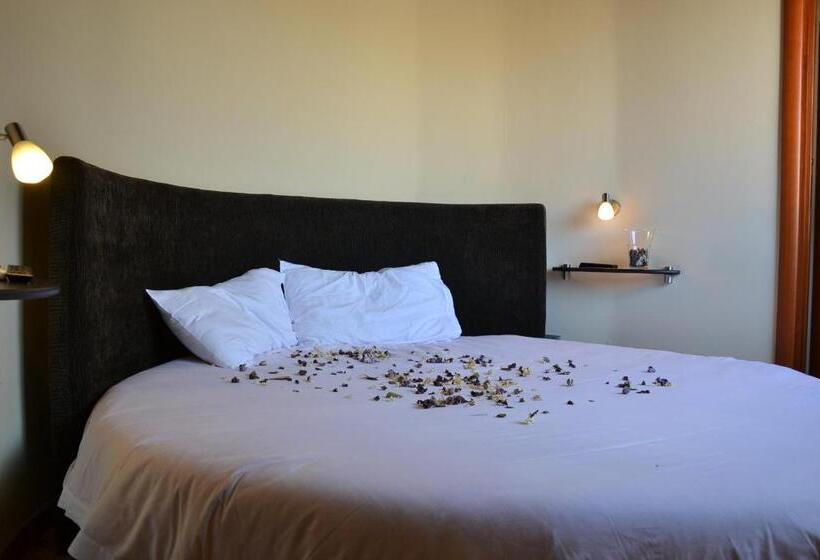 Отель B&b La Dimora