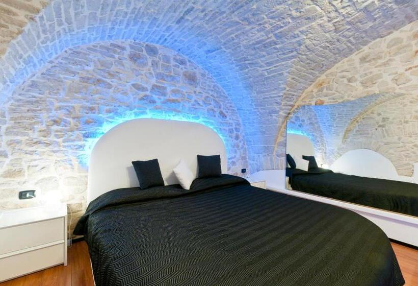 Отель B&b La Dimora