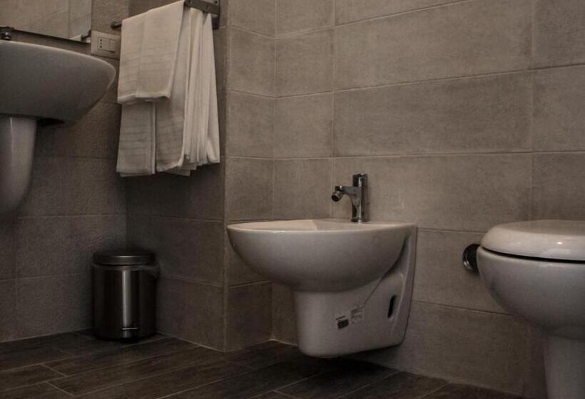 Отель B&b La Dimora