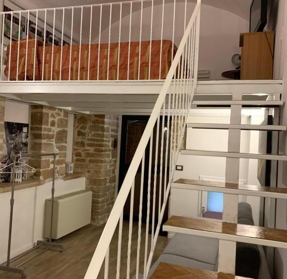 Отель B&b La Dimora