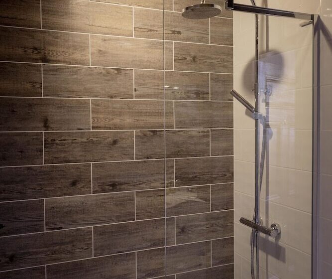 فندق Craigard House