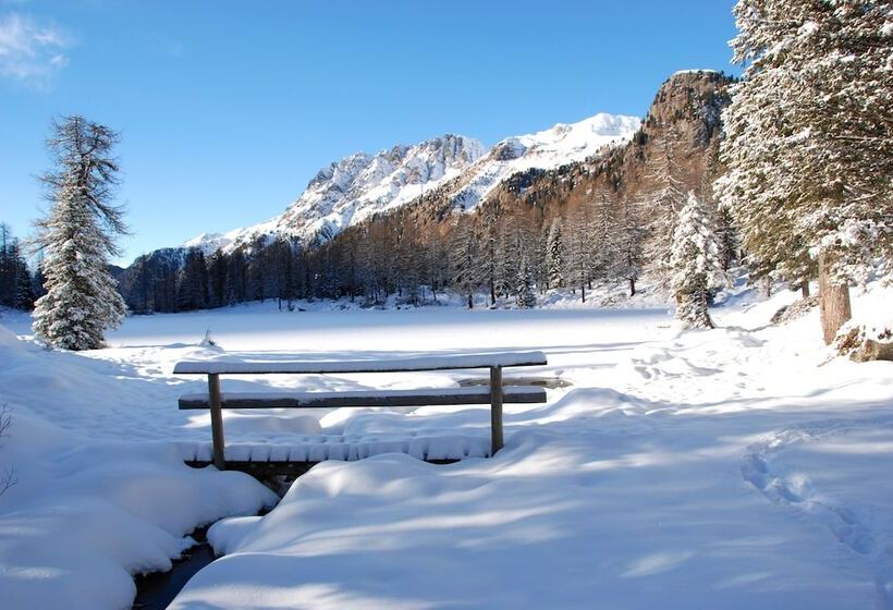 בית מלון כפרי Cristallo