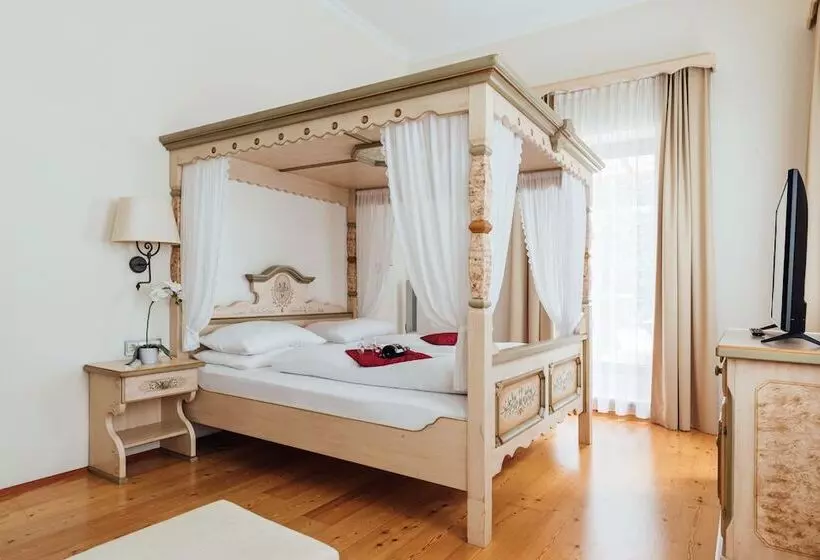 Отель De France Wiesbaden City